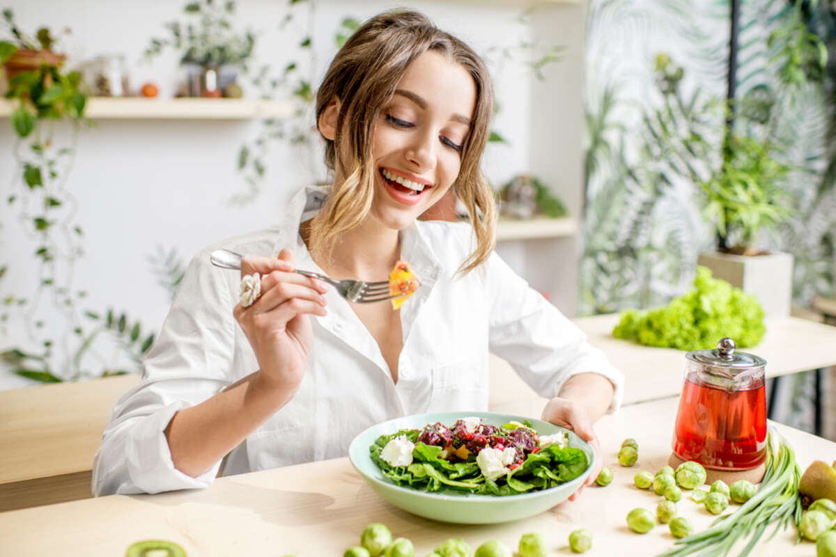 best and worst foods for teeth and oral health tips